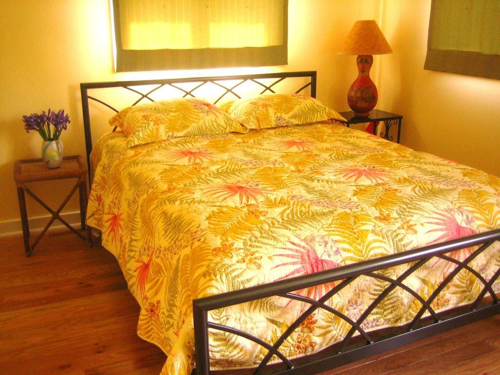 Harbert House Bed And Breakfast Phòng bức ảnh